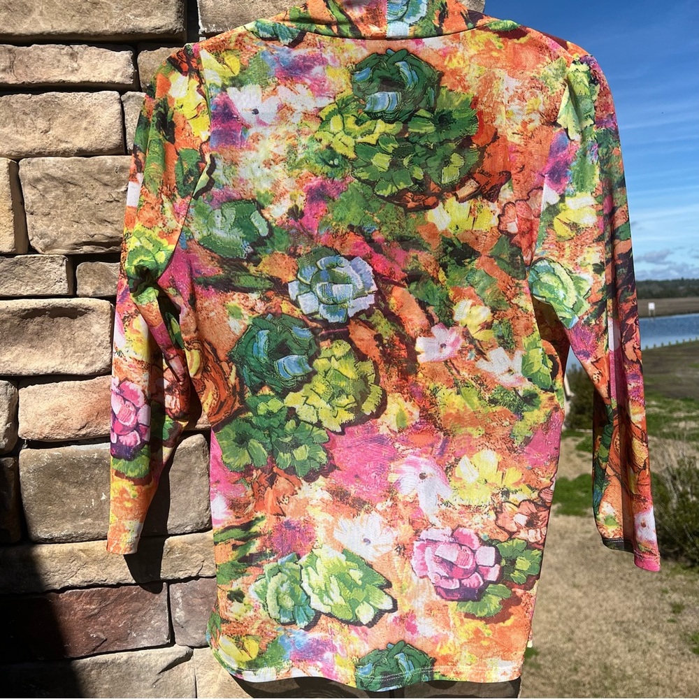 JULIETTE•COLORFUL SHEER DRAPING
BLOUSE.SIZE MEDIUM - Picture 3 of 14